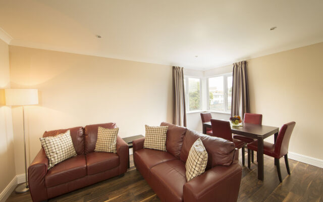 Riverside Hotel