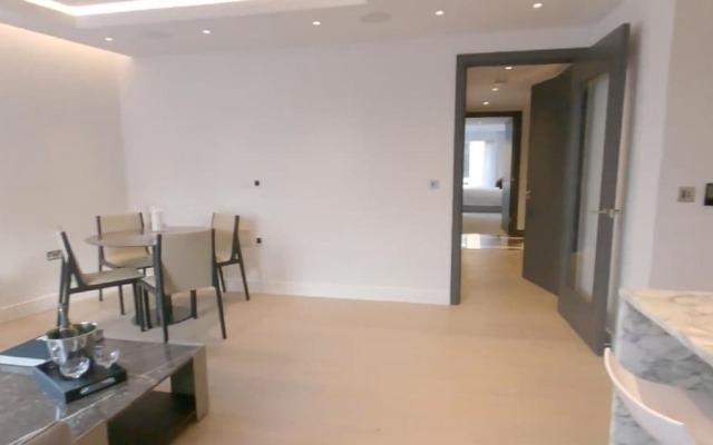 Chelsea Harbour 2-bed Apartment in London
