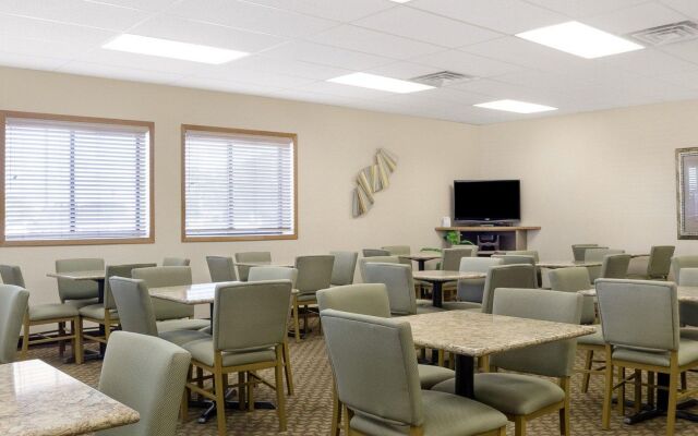 Quality Inn Bismarck I-94