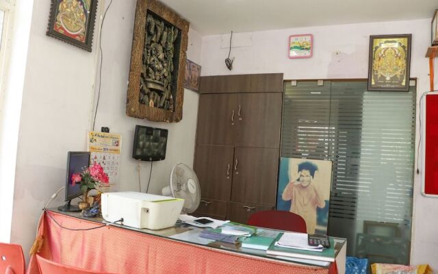 ULO Sai Jayanth Guest House