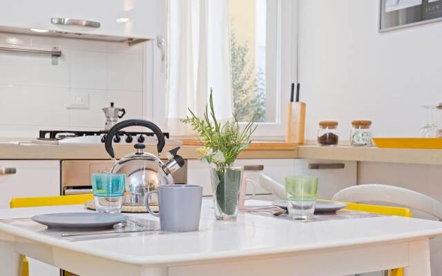 Pratello Luminous & Cozy Apartment in Centro