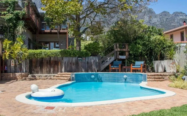 Camps Bay Retreat
