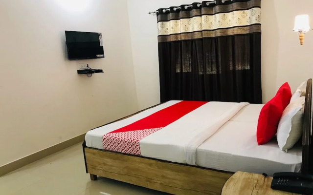 Hotel Sahaj Villa by OYO Rooms