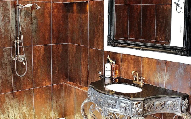 The Beach Sun Retreat