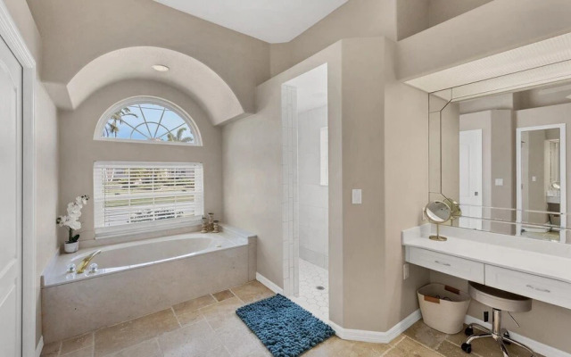 1417 Blue jay Court