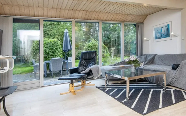 8 Person Holiday Home in Oksbol