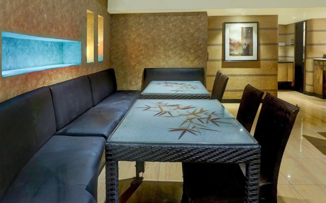 Premium Room Near Pataleshwar Temple, Pune