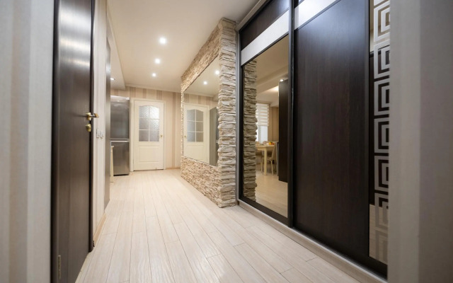 Апартаменты на проспекте Ленина 28