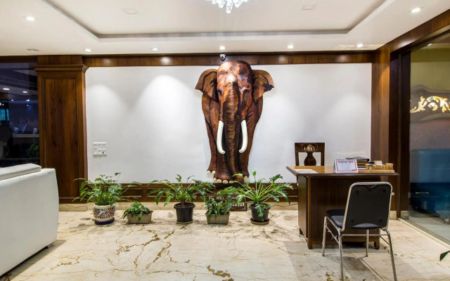 Hotel Loksagar