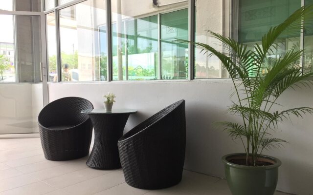 Milvus Hotel
