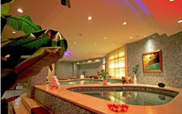 Jinling Danyang Hotel