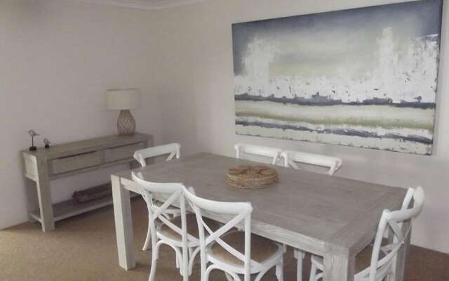 Pelican Shore Villas