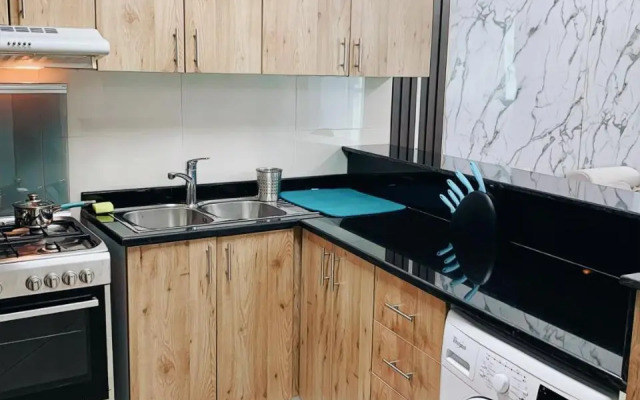 Jewellery Homes in Continental tower Dubai Marina