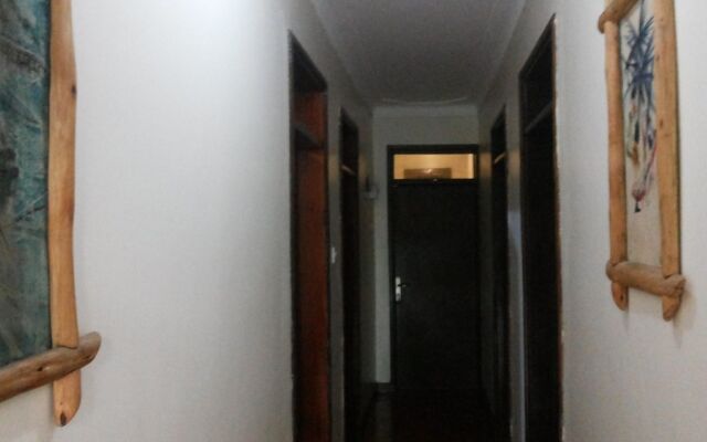 White Castle Hotel Arua