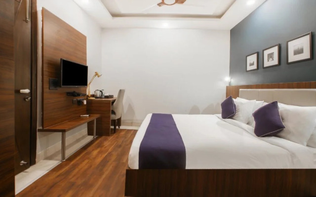 SilverKey Executive Stays 29058 Saket