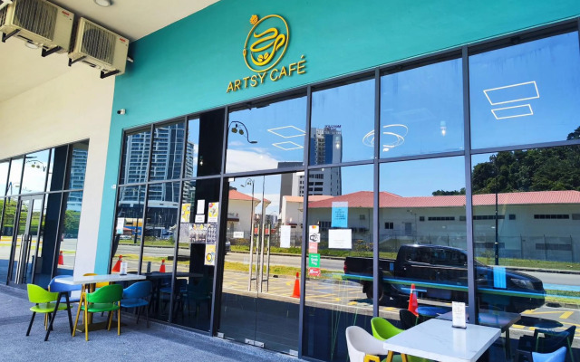 Jesselton Quay Suites