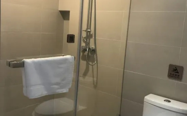 Homeinn Selected Hotel (Taicang Wanda Plaza)