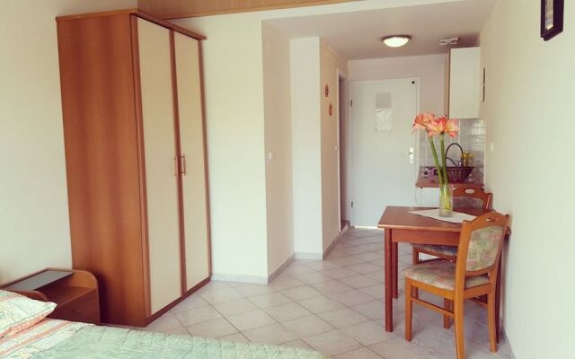 Apartments Marija Lastovo