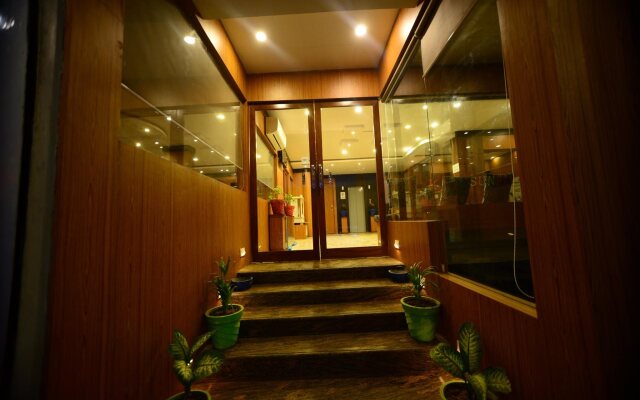 Hotel Madurai near Central Bus Stand, Udaipur
