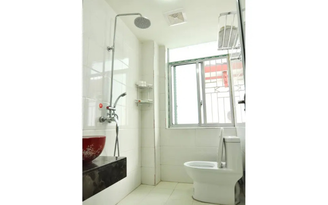 ZhanguaJiaJie Huluju Inn