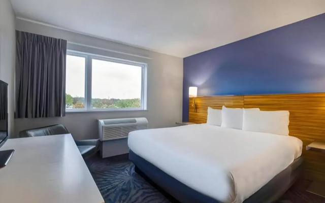 Motel 6 Oceanside, CA Marina / Camp Pendleton