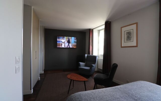 Le Doyenne - Chambres d'Hotes