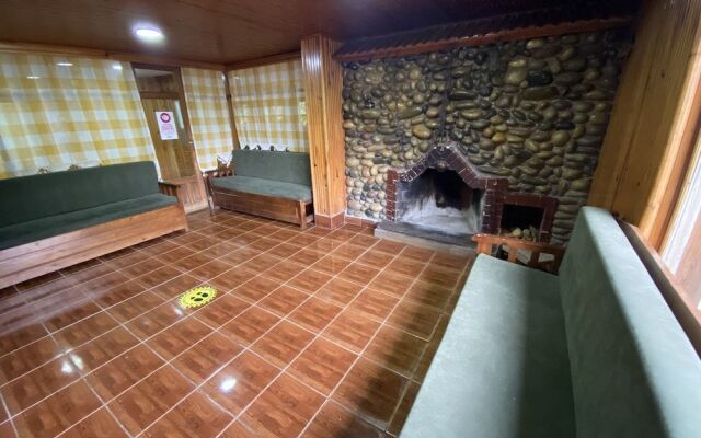 Sis Otel