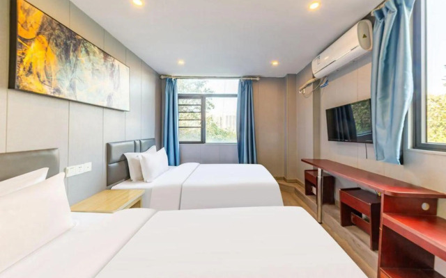 eShiguang Jing Hotel (Wuhan Software Engineering Vocational College)