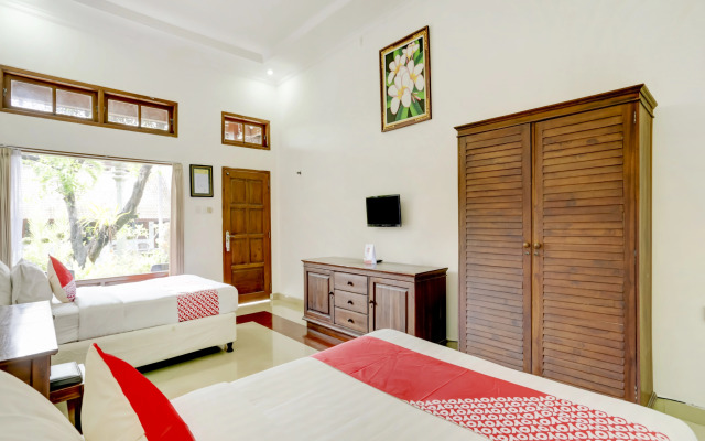 Super OYO 3261 Hotel Ratu