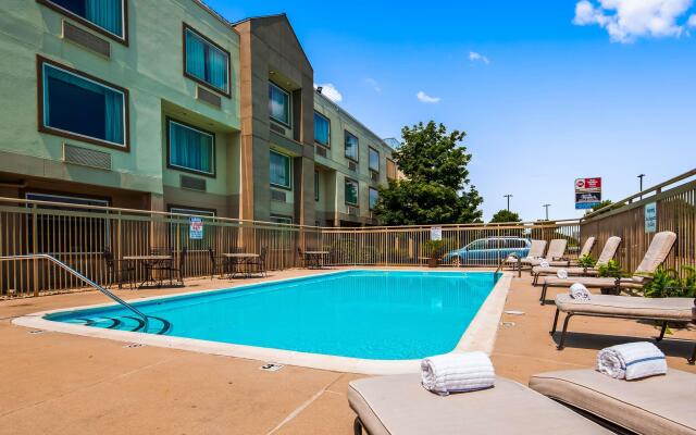 Best Western Glenview -Chicagoland Inn And Suites