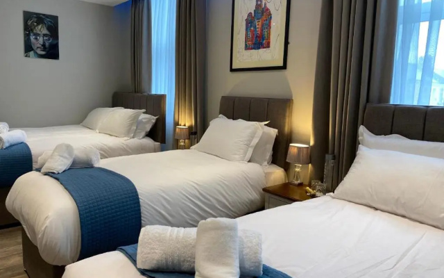 The Arc Hotel