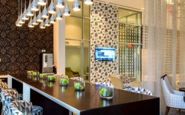 Global Luxury Suites at Spring Hill