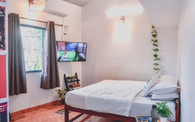 U.R.D.Ki You are the key Hostels