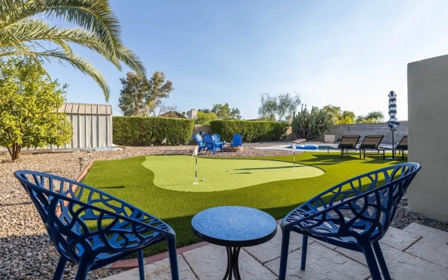 Scottsdale Waltann 3 Bedroom Home by RedAwning