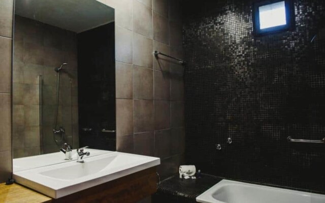 Plaza Paradiso Petit Hotel