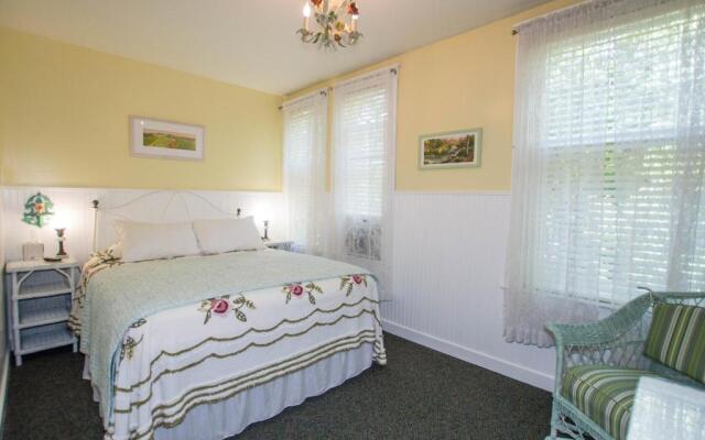 Terrace Inn and 1911 Restaurant