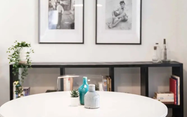 800 Furnished Apartments