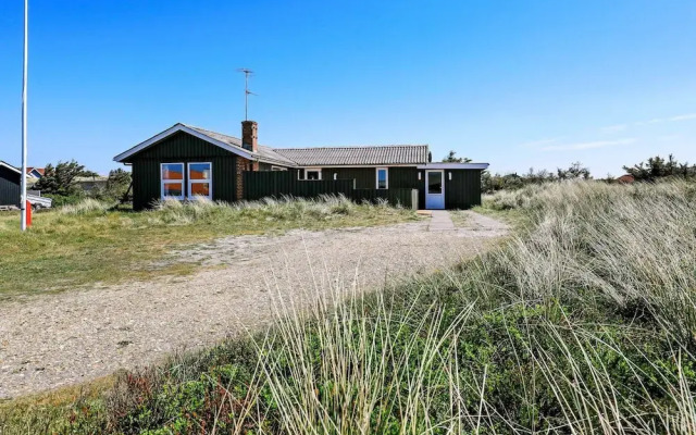 6 Person Holiday Home in Ringkobing