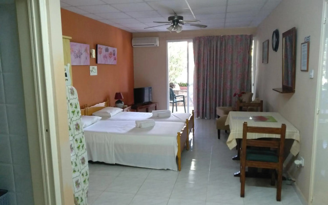 Rantzo Holiday Apartments