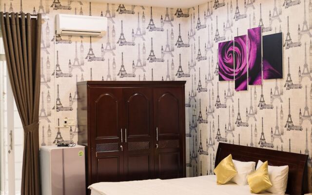 White Hotel - Hostel
