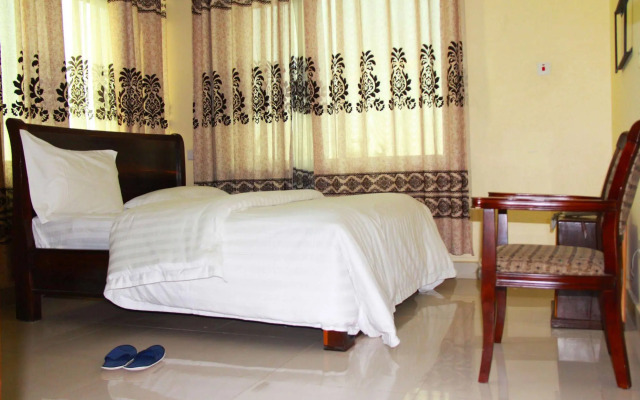 Varlek Hotel