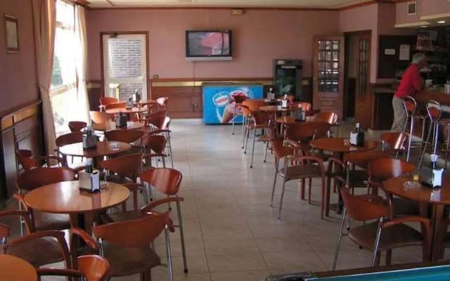 Don Hotel