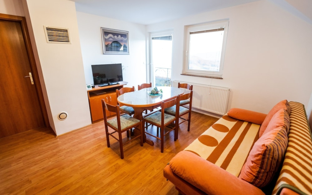 Vineyard Cottage Bregac