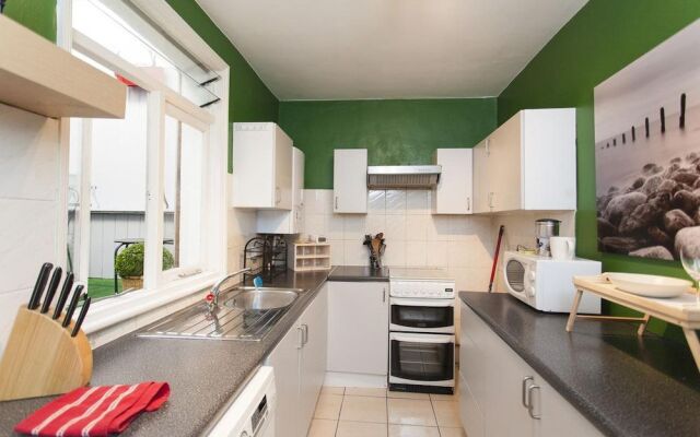 Hyde Park Atmosphere A