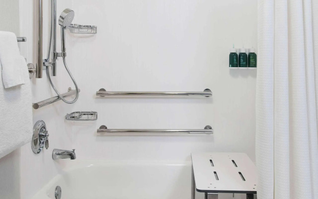 Sonesta ES Suites Fresno