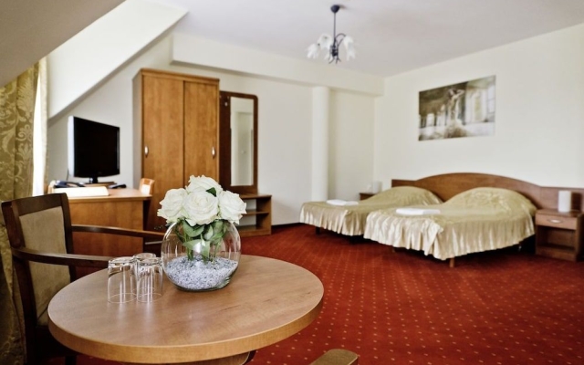 Hotel Groman