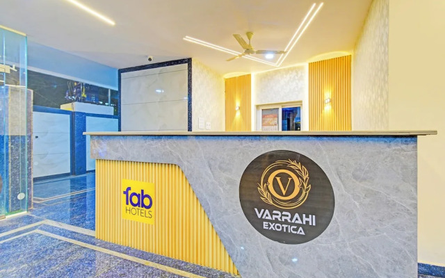 Fabhotel Lexus Grand