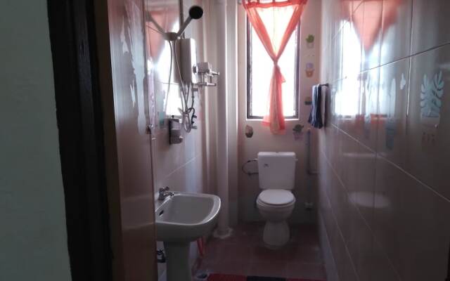 Spot ON 90439 Lh Home