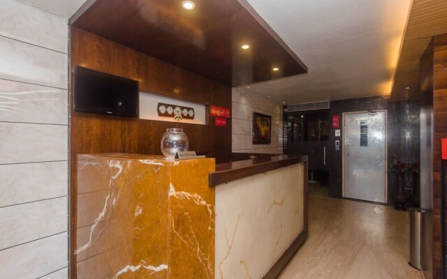 OYO 18449 Vinamra Residency