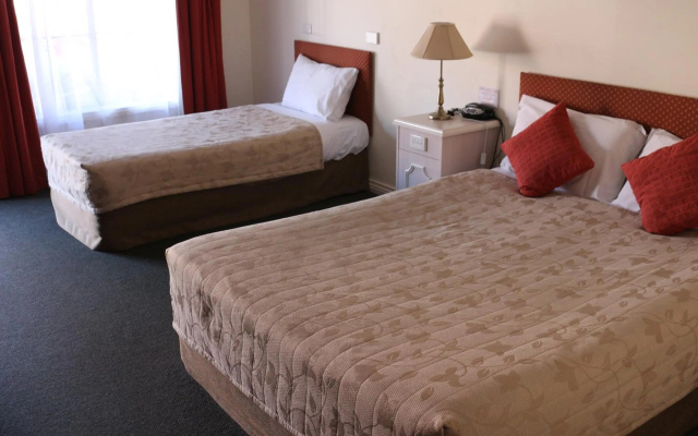 The Bright House – Guest Rooms – Bendigo